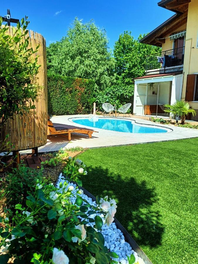 Picnic Room And Pool كاستلْنْيوفو ديل غارد المظهر الخارجي الصورة