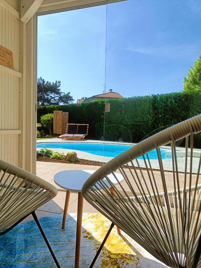Picnic Room And Pool كاستلْنْيوفو ديل غارد المظهر الخارجي الصورة