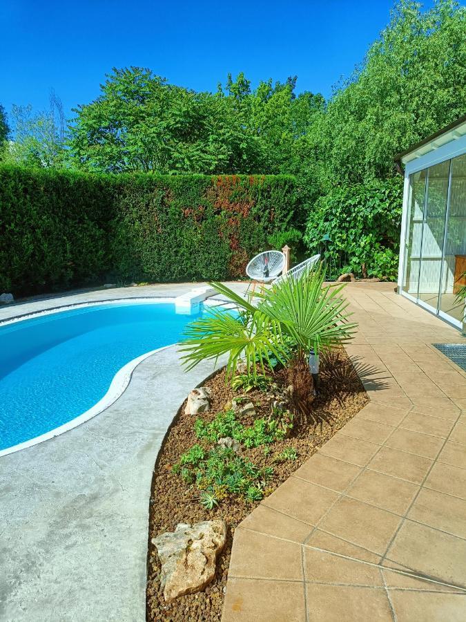 Picnic Room And Pool كاستلْنْيوفو ديل غارد المظهر الخارجي الصورة